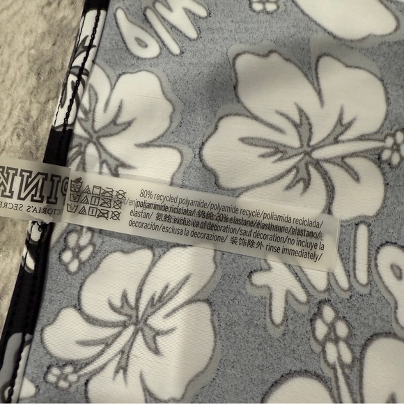 NWT Victoria Secret PINK Black and White Floral Swim Skirt - Picture 8 of 12